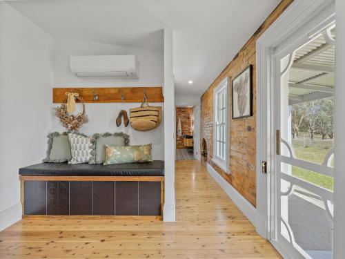 Hart Cottage Farm Stay in Indigo Valley in Barnawartha