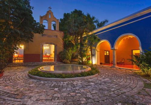 Exterior view, Hacienda San Jose Cholul in Cacalchén