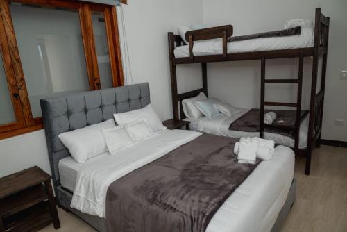 Quadruple Room with Mountain View image 1