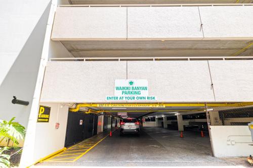 27th Floor with Beautiful Ocean Views | 1 Block to Beach | Free Parking & WIFI - image 44