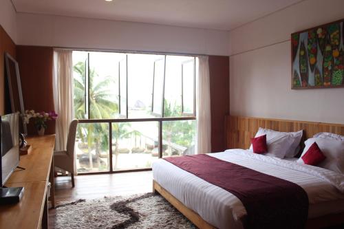 Skats, Natuna Dive Resort in Anambas Islands