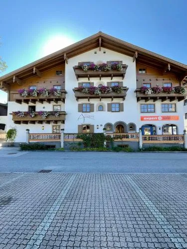 Pension Appartements Alpenblick in Maria Alm am Steinernen Meer, Österreich