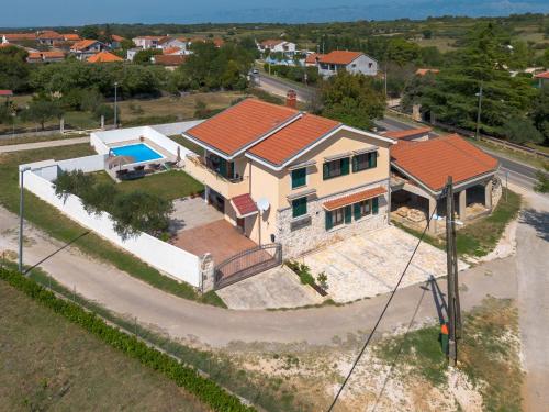  Apartment Villa Slavija in Briševo