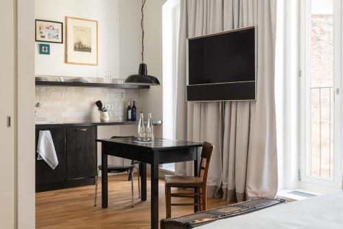 Studio Apartment - 3 image 5