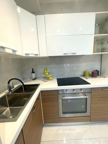 Tiburtina Luxury Apartment, Рим (фото 8)