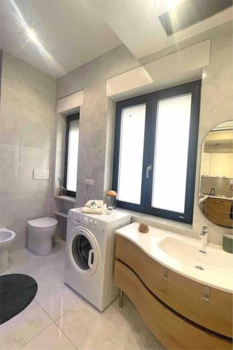 Tiburtina Luxury Apartment, Рим (фото 9)