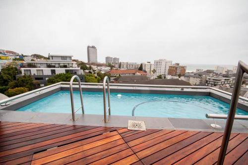Modern 1 Bedroom apartment, pool NineonS - Tap to explore photos