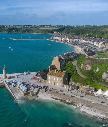 chambres d'hotes REGINE in La Gouesniere