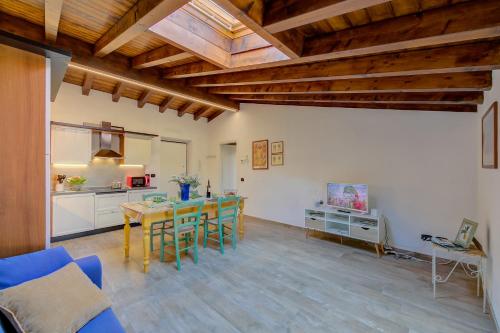 Il Borgo Lavanda and Ulivo Apartments - Happy Rentals