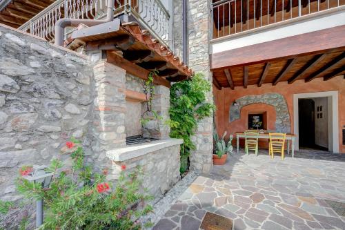 Il Borgo Lavanda and Ulivo Apartments - Happy Rentals