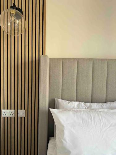 Haus of Sulis, City Centre Apartment with Lift Access, Bath (photo 9)