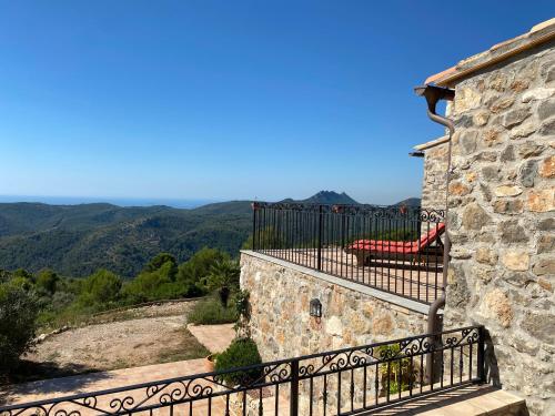 Erkély/terasz, La Cueva de Miravet - Luxury Mountaintop Villa with Sea Views - Villa de lujo con vistas al mar in Cabanes