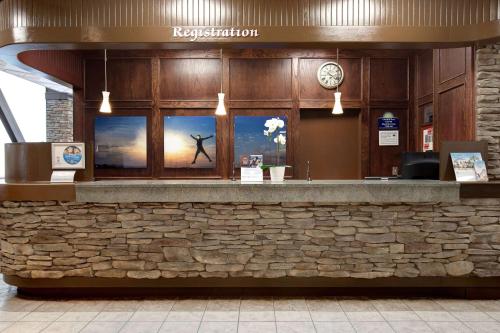 Days Inn by Wyndham Calgary South