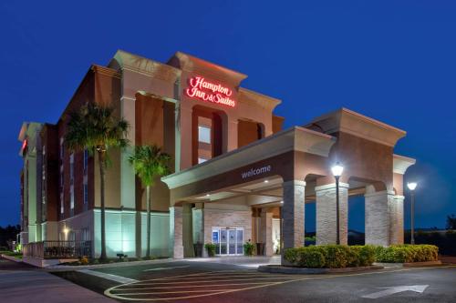 Hampton Inn & Suites Cape Coral / Fort Myers