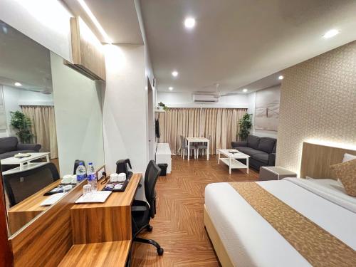 White House by Maxxvalue Service Apartments Bandra