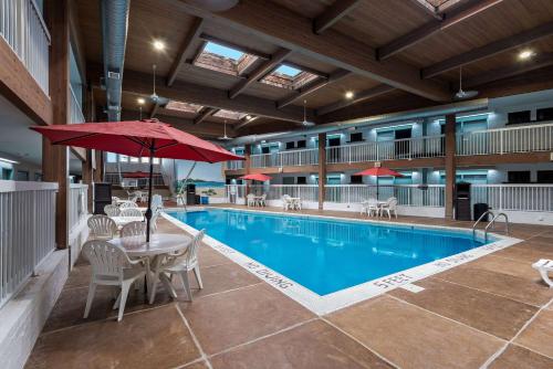 Бассейн , Wyndham Garden Ankeny/Des Moines in Анкени (Айова)