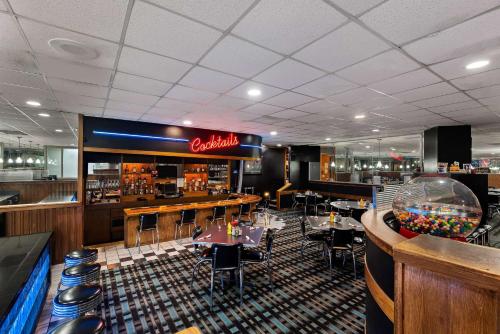 Ramada by Wyndham Ankeny - image 12