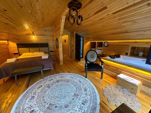 2 bedrooms, 3 beds