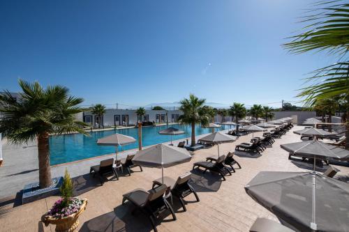 Paradice Hotel Luxury Suites-Near zorbas Beach-FREE Breakfast