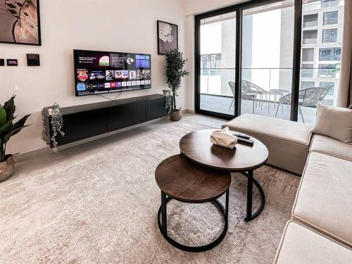 Trophy Amazing Burj Khalifa Views from This Stylish Condo, Dubái (foto 3)