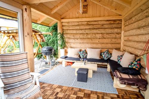 Ciukrowa Chatka Sauna & Jacuzzi