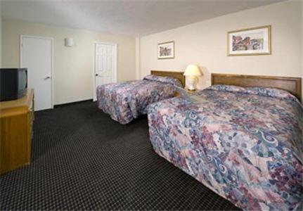 Civic Center Inn - image 7