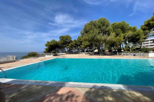 Luminous cocoon with Athena Port pool - Location saisonnière - Bandol