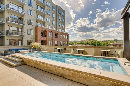 . Castle Rock Condo - Walk to Dining and Shopping!