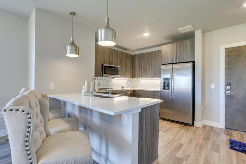 Castle Rock Condo - Walk to Dining and Shopping! in Castle Rock, USA