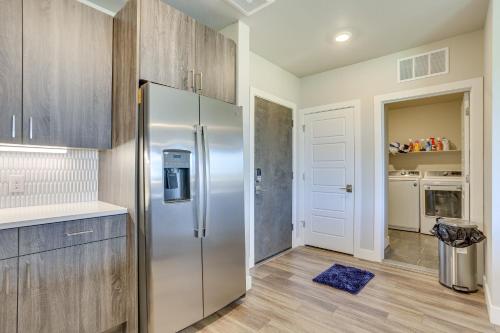 Castle Rock Condo - Walk to Dining and Shopping! in Castle Rock, USA