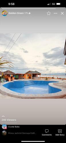 Rainbow Beach Bar & Resort