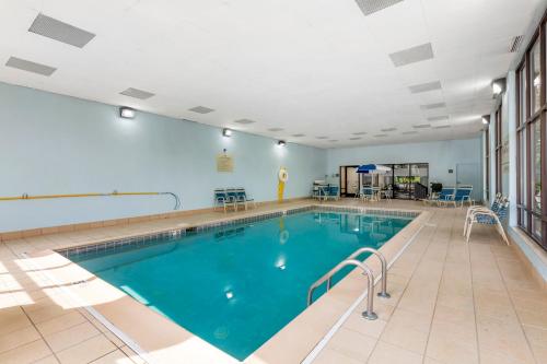 Hampton Inn Richfield - image 14