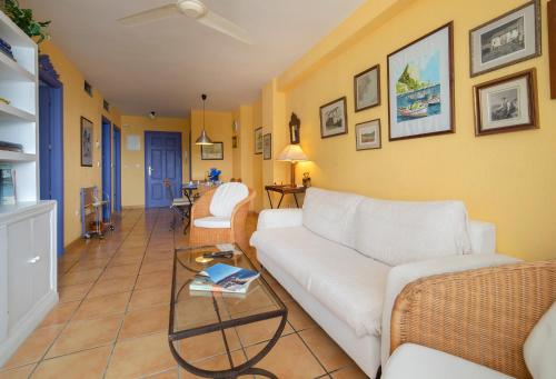 Apartment with Sea View image 10