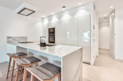 Two-Bedroom House image 8