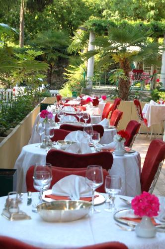 Hotel Broglia - main image