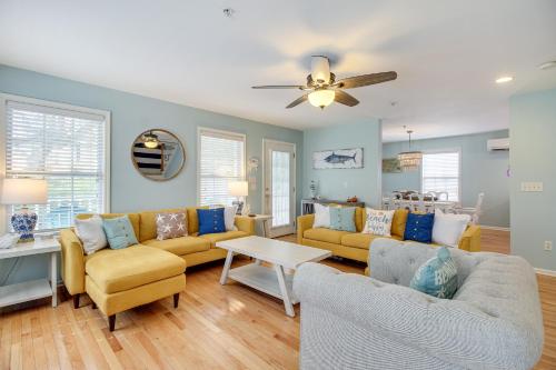 Lovely Tybee Island Home with Deck Less Than 1 Mi to Beach! Lovely Tybee Island Home with Deck Less Than 1 Mi to Beach!