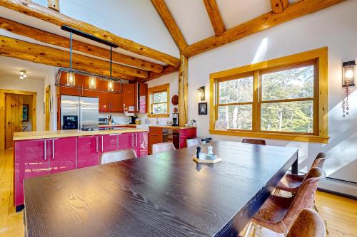 Lake Ninevah Retreat in Mount Holly, USA