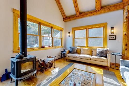 Lake Ninevah Retreat in Mount Holly, USA