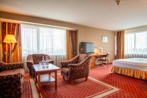Crowne Plaza Vilnius an IHG Hotel - image 13