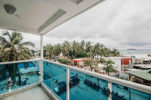 beautiful apartment nearly beach