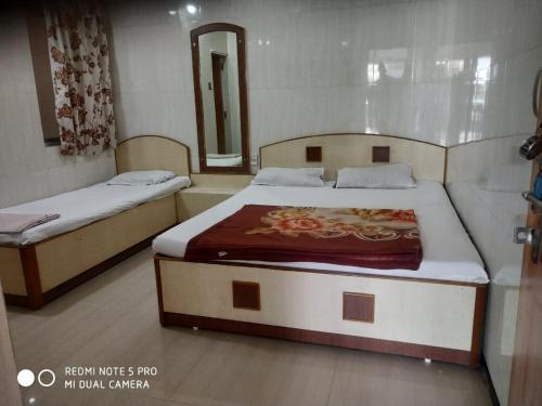 Cozy Hotel Gayatri Guest House