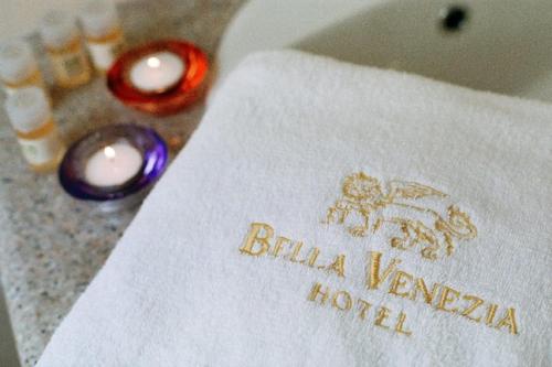Bella Venezia - image 12