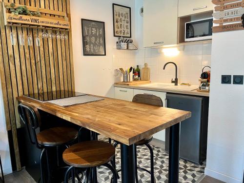 Appartement Le Freya avec terrasse à 5 min Honfleur - Piscine - Parking - Wifi - Location saisonnière - Équemauville