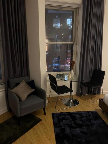 Tranquil 1 BR Retreat in Piccadilly VR4, Londra (foto 7)
