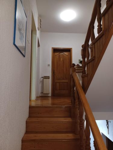 3 bedrooms, 7 beds