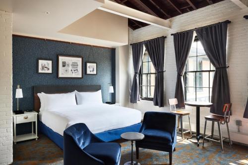 1 king bed