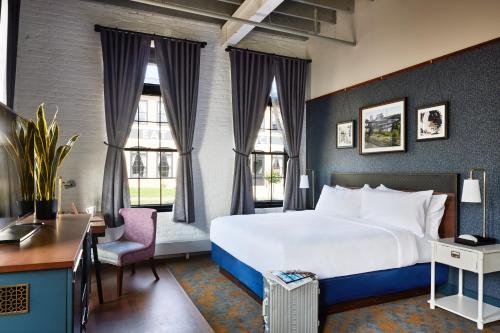 The Confluence Hotel - image 7