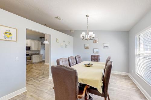 Never Ending Summer in Weirsdale