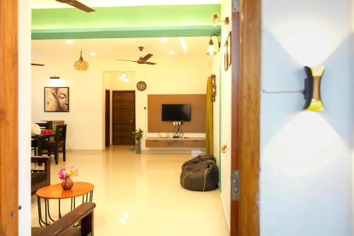 Lovely 2 BHK house Near US Embassy at Gachibowli