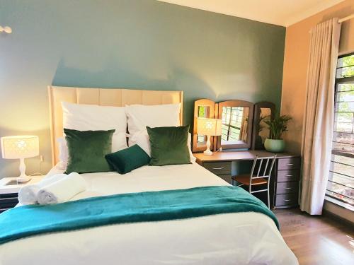 Mindfullness Retreat Guesthouse, Dog Husky Rescue, No parties allowed